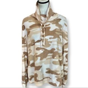 Derek Heart Mock Neck Camouflage Fleece Pullover Size Large